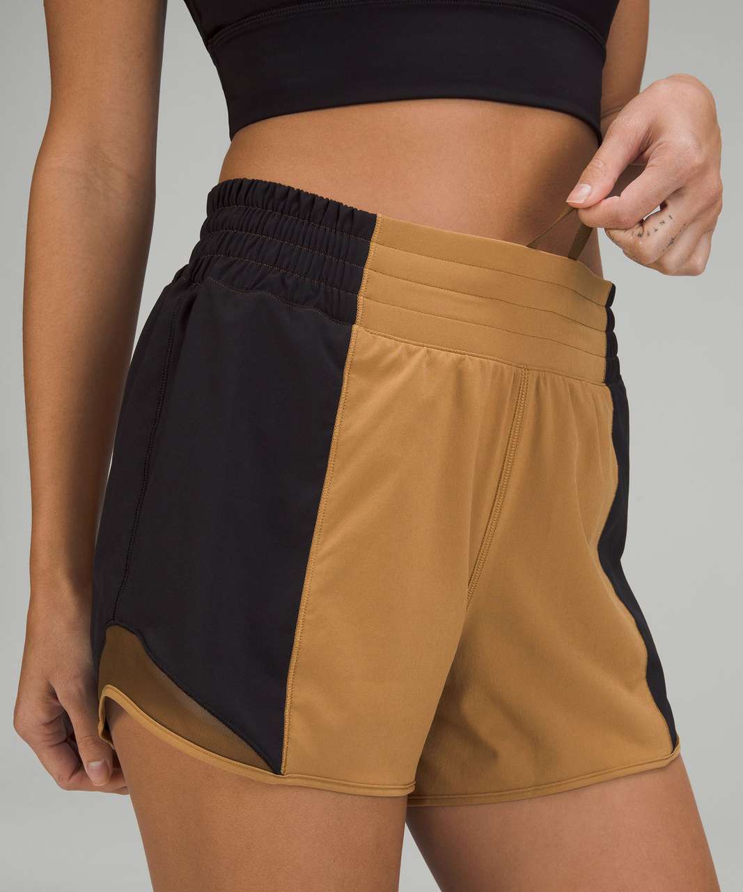 Lululemon Hotty Hot High-Rise Short 4" *Colour Block - Bold Beige / Black / Deep Artifact