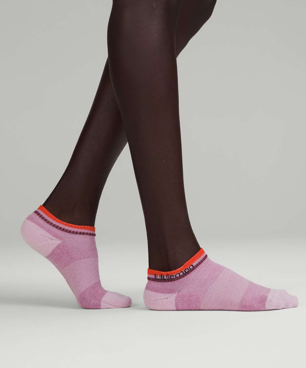 Lululemon Womens Daily Stride Comfort Ankle Sock *3 Pack - Velvet Dust / White / Solar Orange