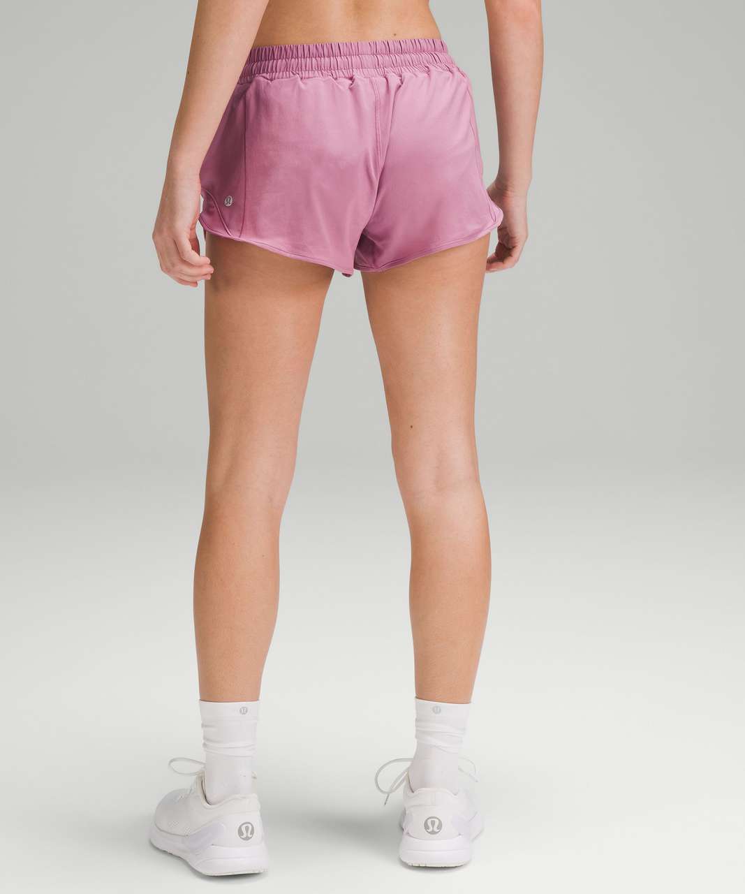 Lululemon Hotty Hot Low-Rise Lined Short 2.5" - Velvet Dust