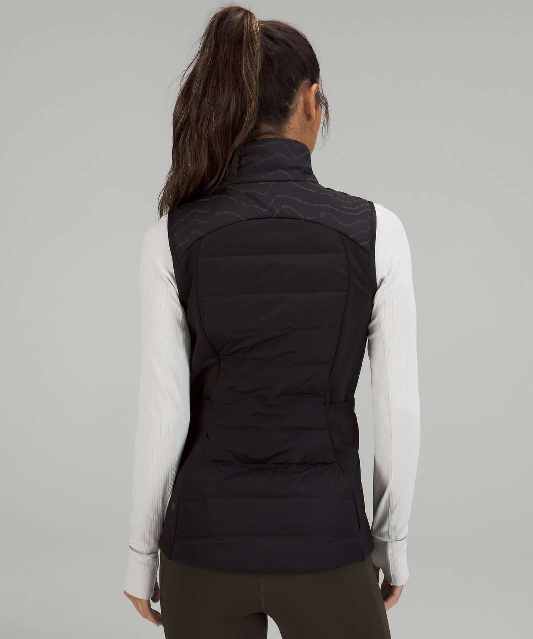 Lululemon Down for It All Vest *Reflective - Rhythm Dots Black