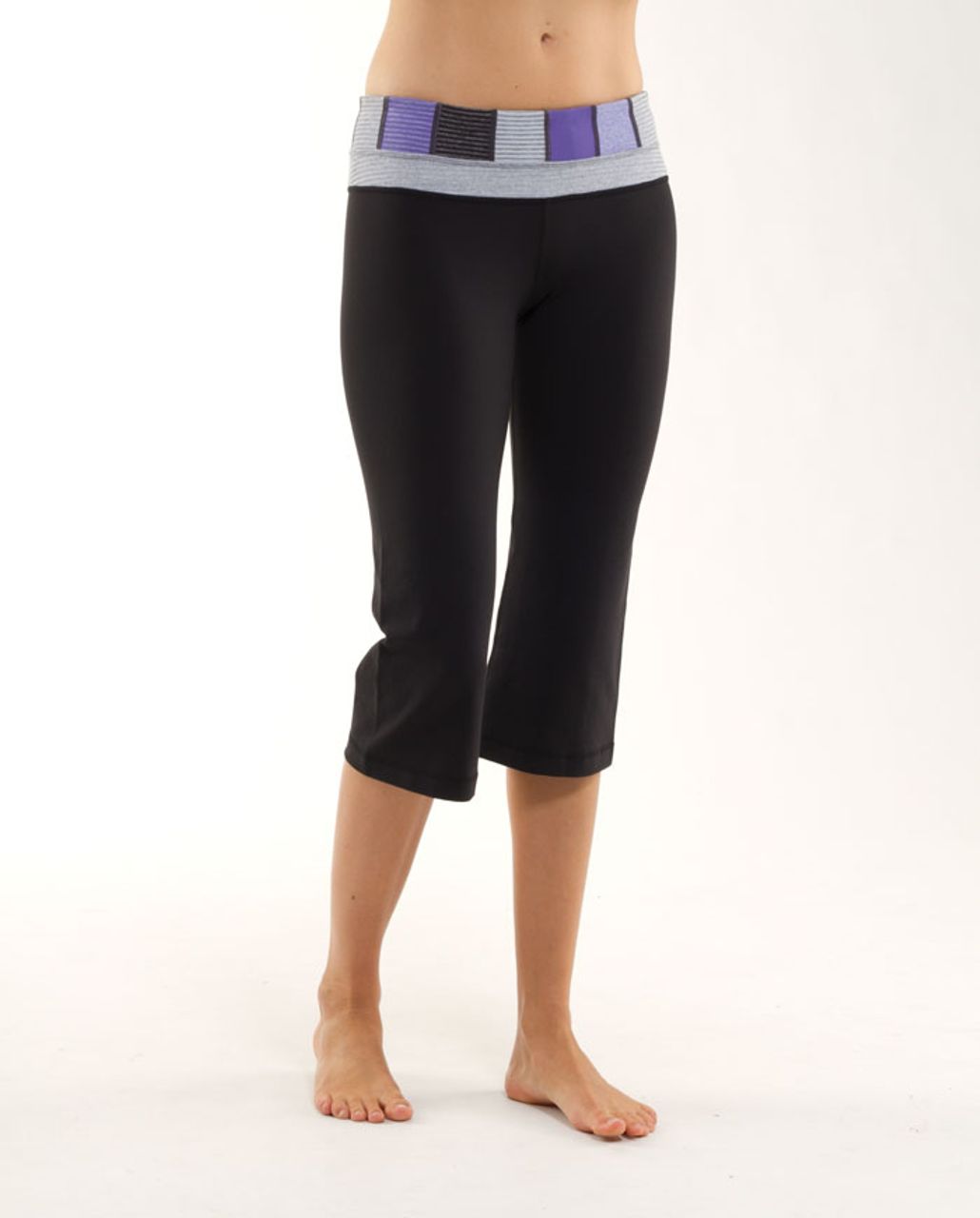 Lululemon Groove Crop - Black /  Quilting Winter 25