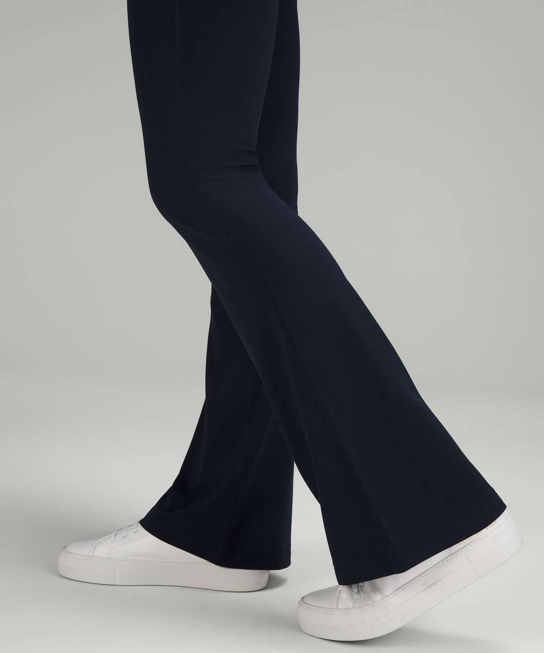 Lululemon Groove Super-High-Rise Flared Pant Nulu Regular True Navy Size 2,  Women's Fashion, Activewear on Carousell