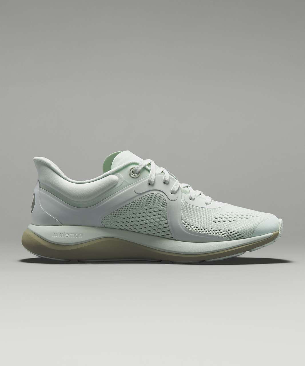 Lululemon Chargefeel Low Womens Workout Shoe - Light Sage / Green Fern /  White - lulu fanatics