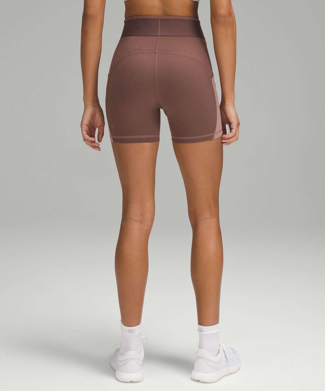 my lulu shorts hack! ;) works wonders 🤌🏽 #lululemon #lululemonshorts, lululemon outfits