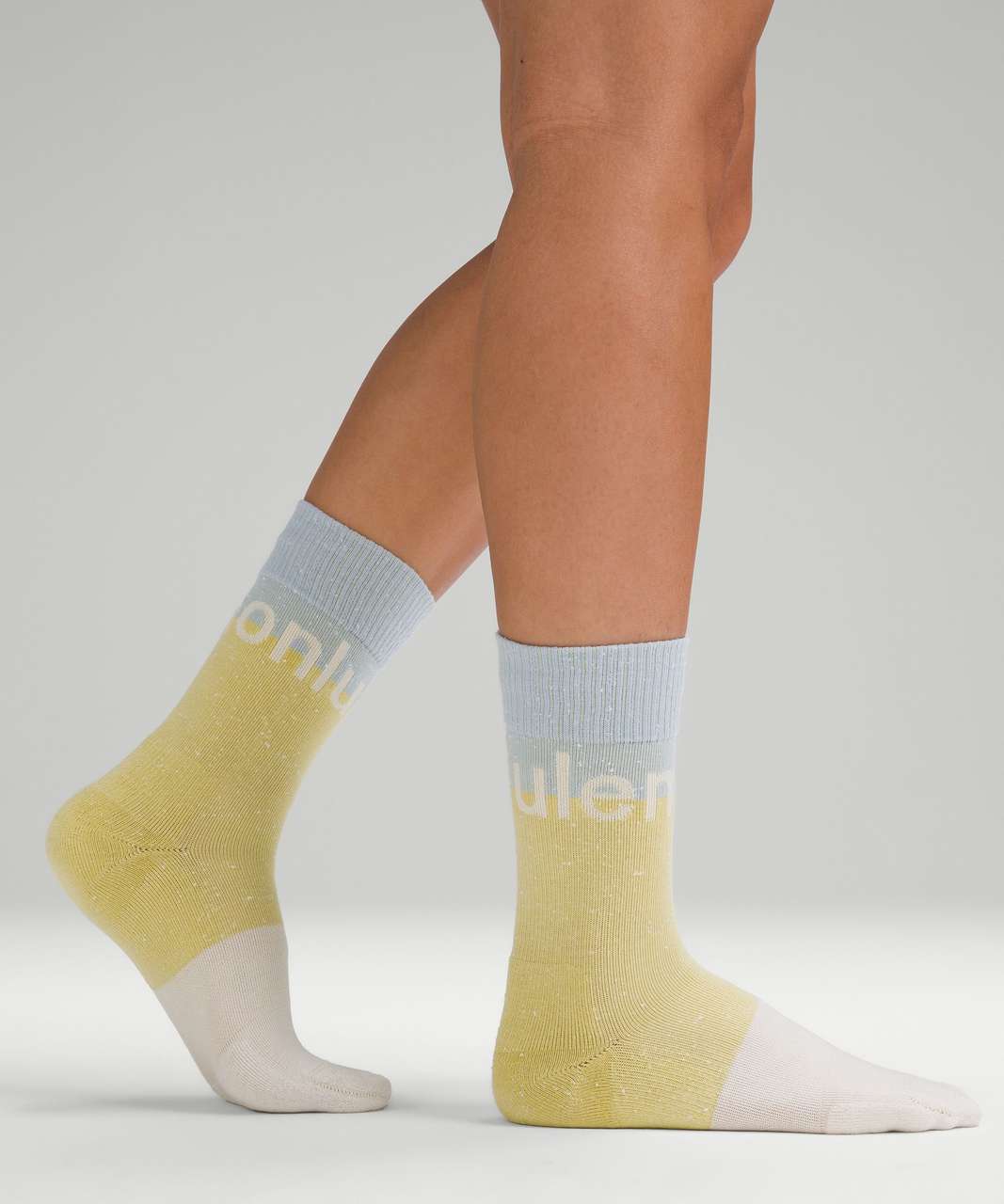 Lululemon Womens Daily Stride Comfort Crew Sock - Blue Linen / Finch Yellow