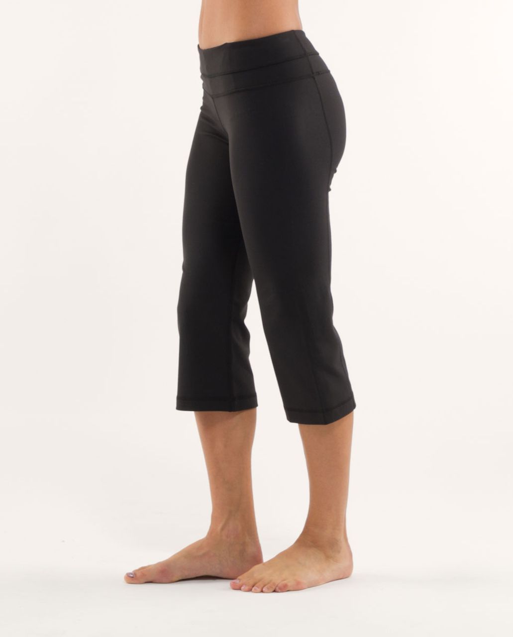 Lululemon Gather and Crow Crop Women's Black Size 8 Yoga Pants