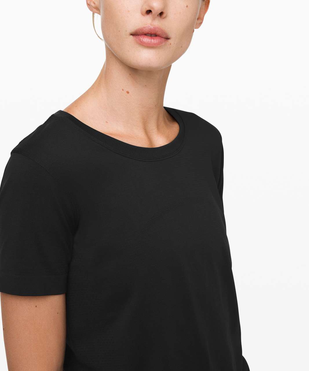 Lululemon Swiftly Relaxed-Fit Short Sleeve T-Shirt - Black / Black