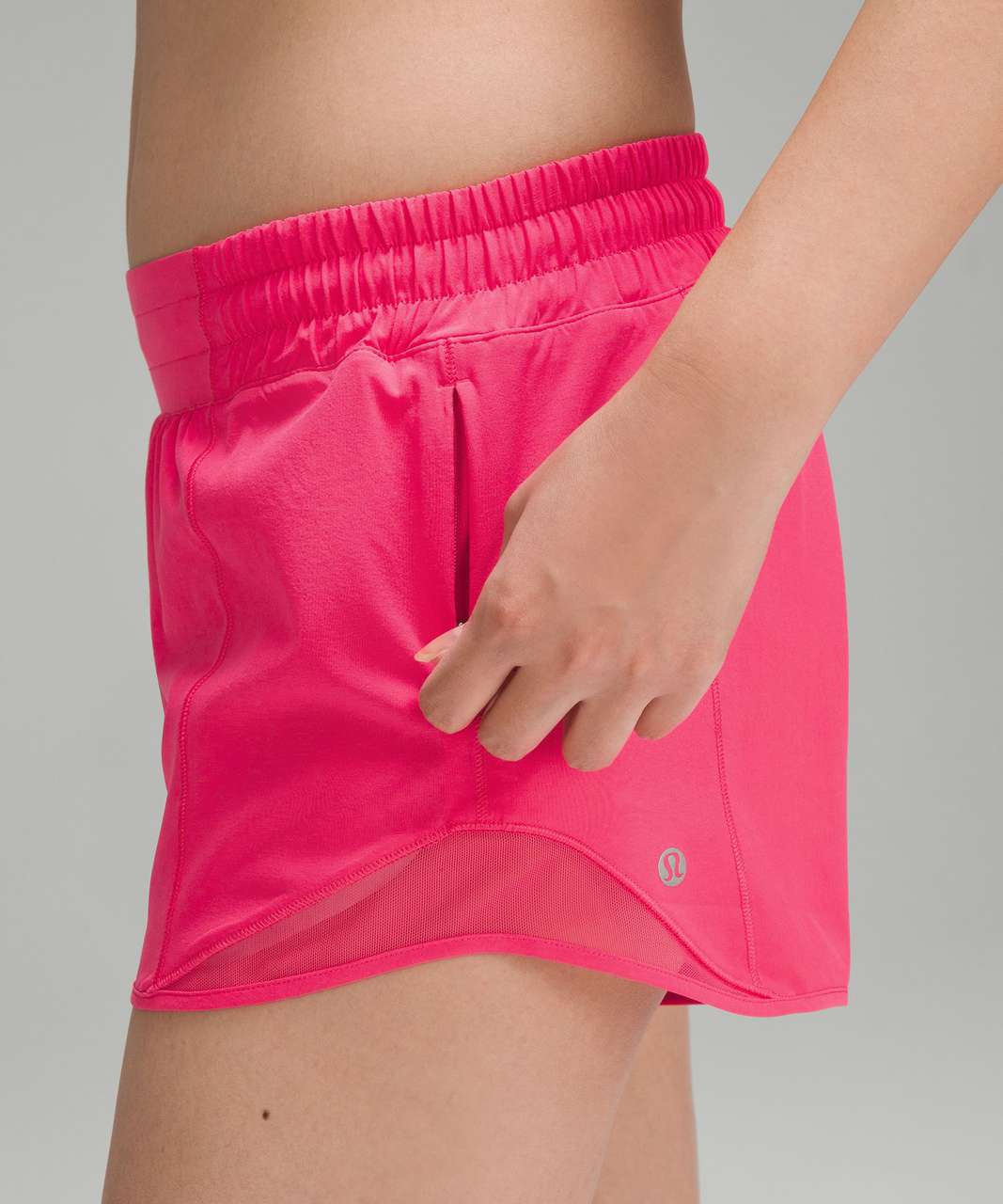 Lululemon Hotty Hot Low-Rise Lined Short 4" - Lip Gloss