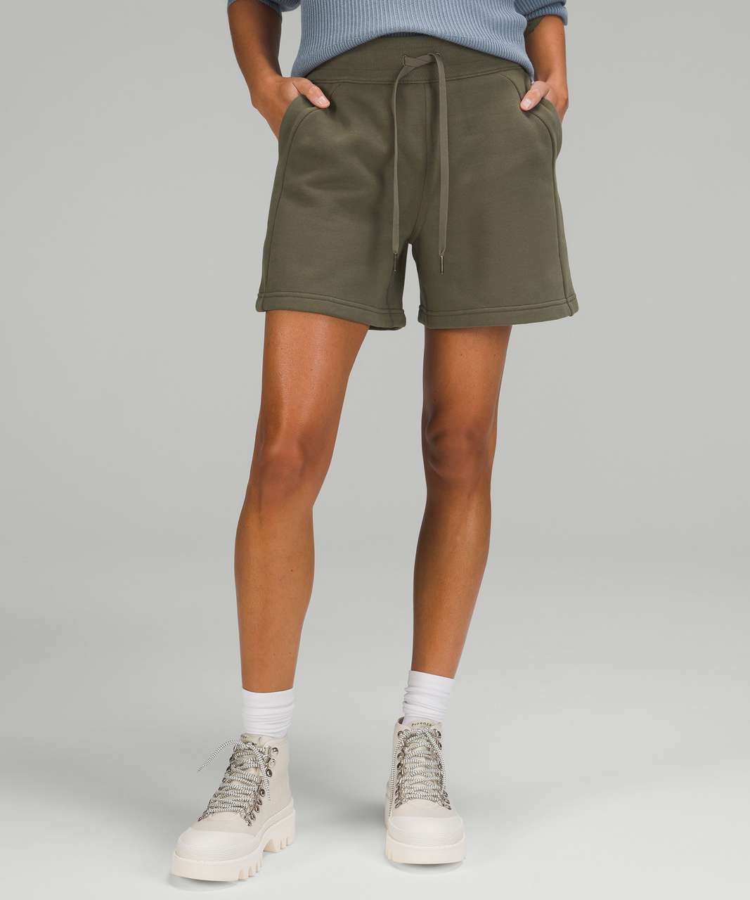 Lululemon Scuba High-Rise Short 5" - Army Green