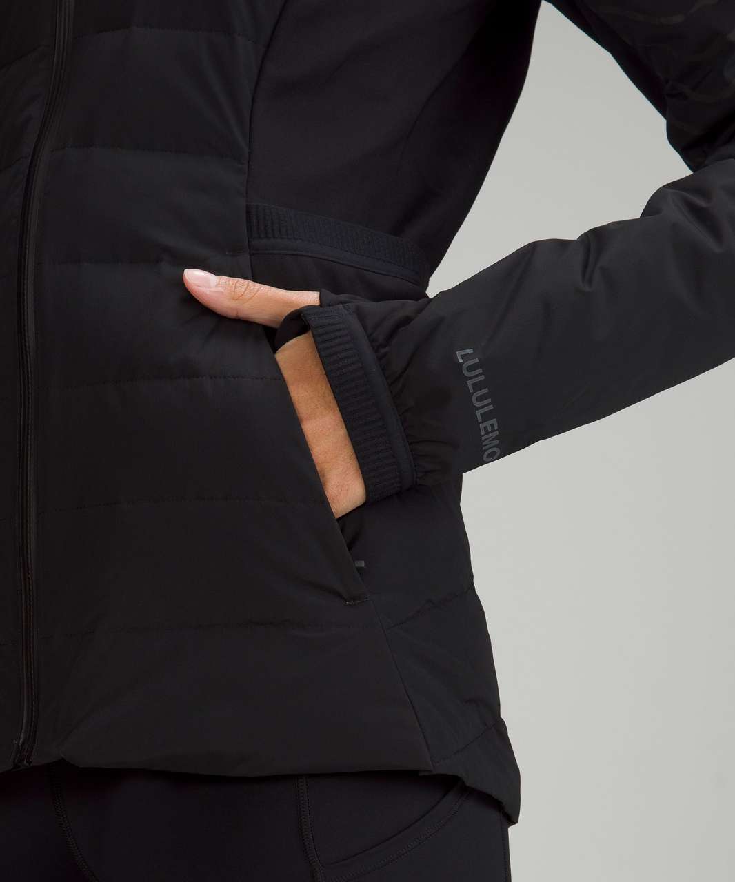 Lululemon Down for It All Jacket *Reflective - Rhythm Dots Black