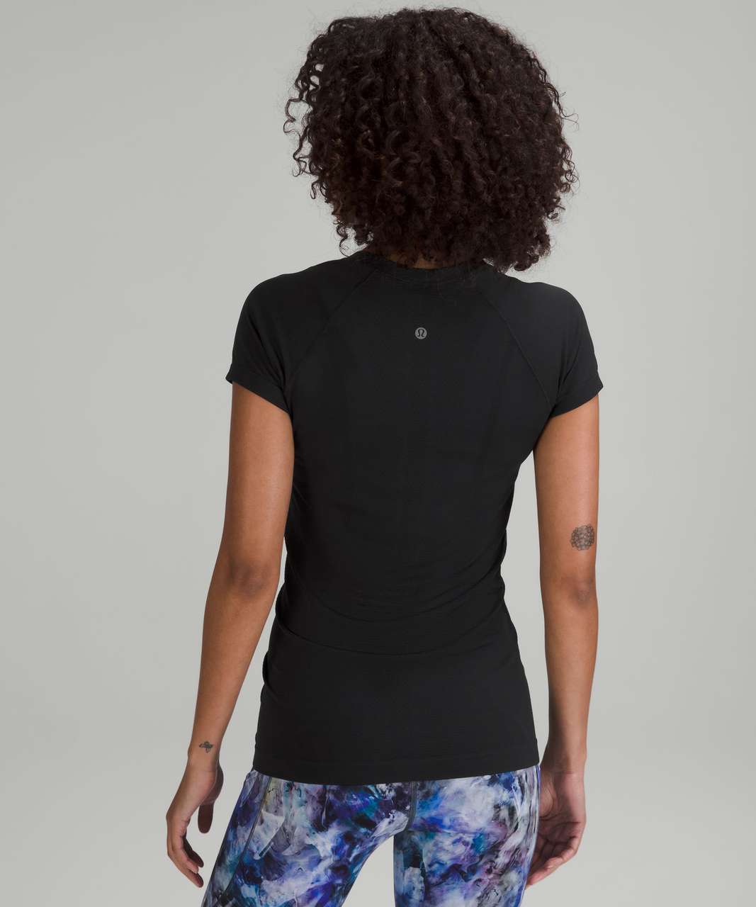 Lululemon Swiftly Tech Short-Sleeve Shirt 2.0 - Black / Black