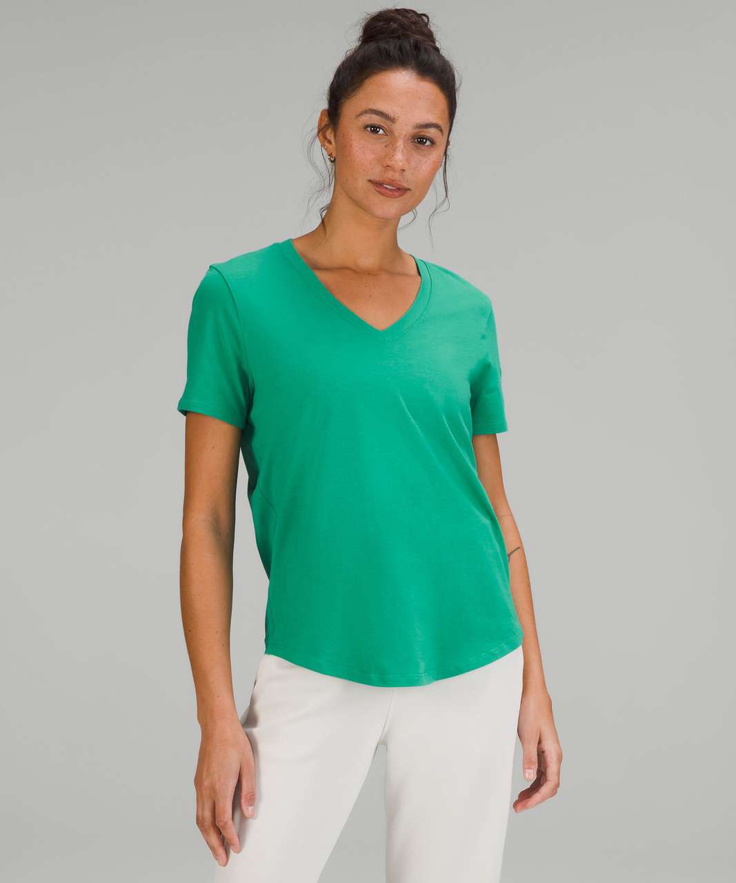 Lululemon Love Tee Short Sleeve V-Neck T-Shirt Rainforest Green