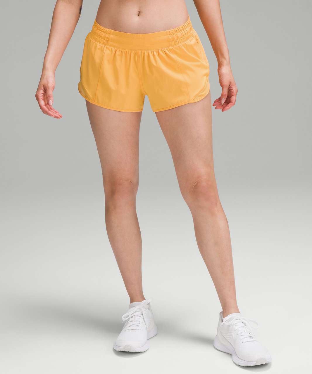 Lululemon Hotty Hot Low-Rise Lined Short 2.5" - Mango Dream