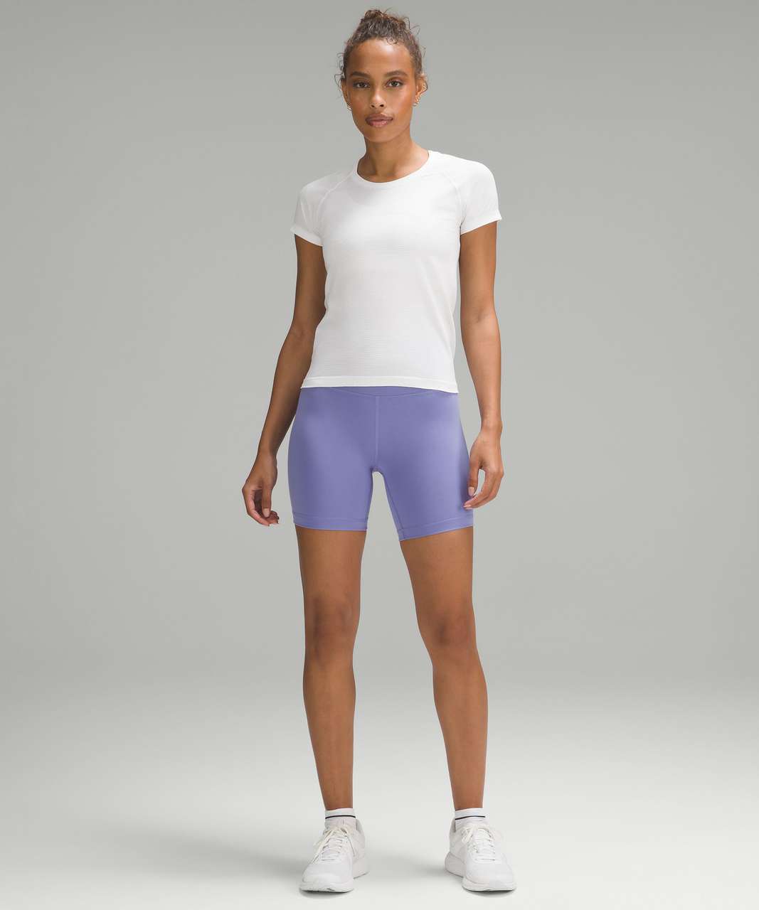 High rise wunder train shorts 6” in heather grey and Energy bra (I don't  remember the name of the print, I bought a couple years ago).🙃 : r/ lululemon