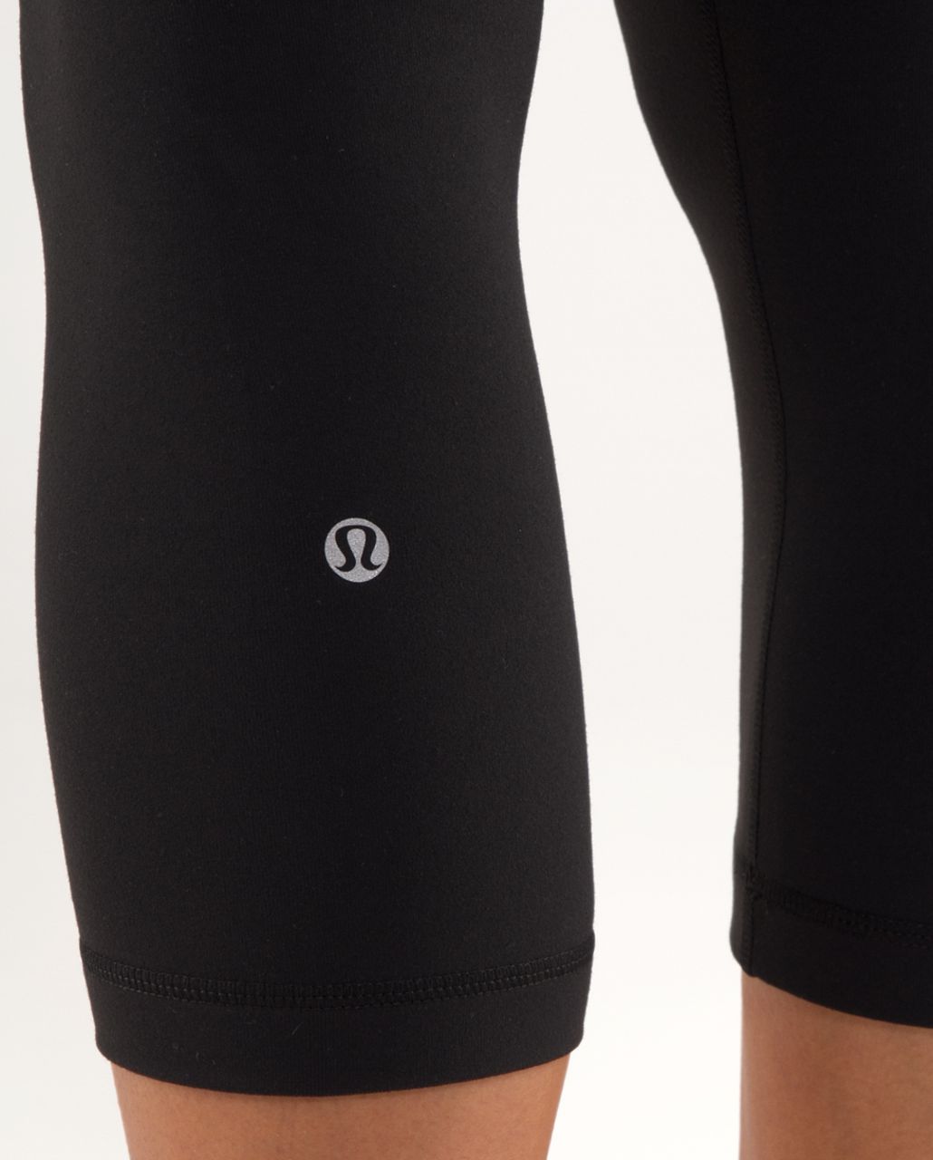 Lululemon Wunder Under Crop - Black /  Quilt 17