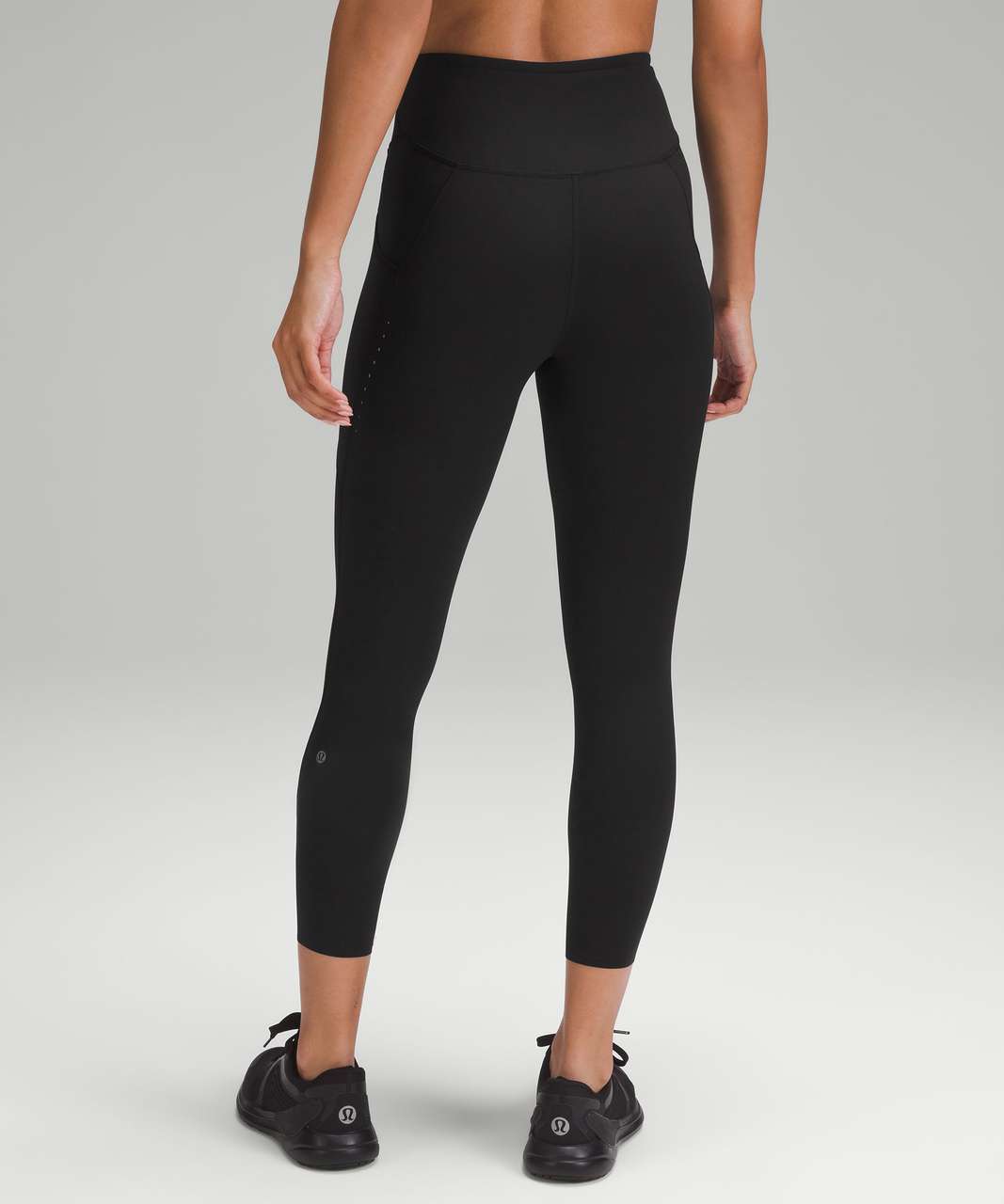 Lululemon Hustle Leggings Black Run Crop Calf Zipper Pockets Reflectiv –  The Thriftanista Closet