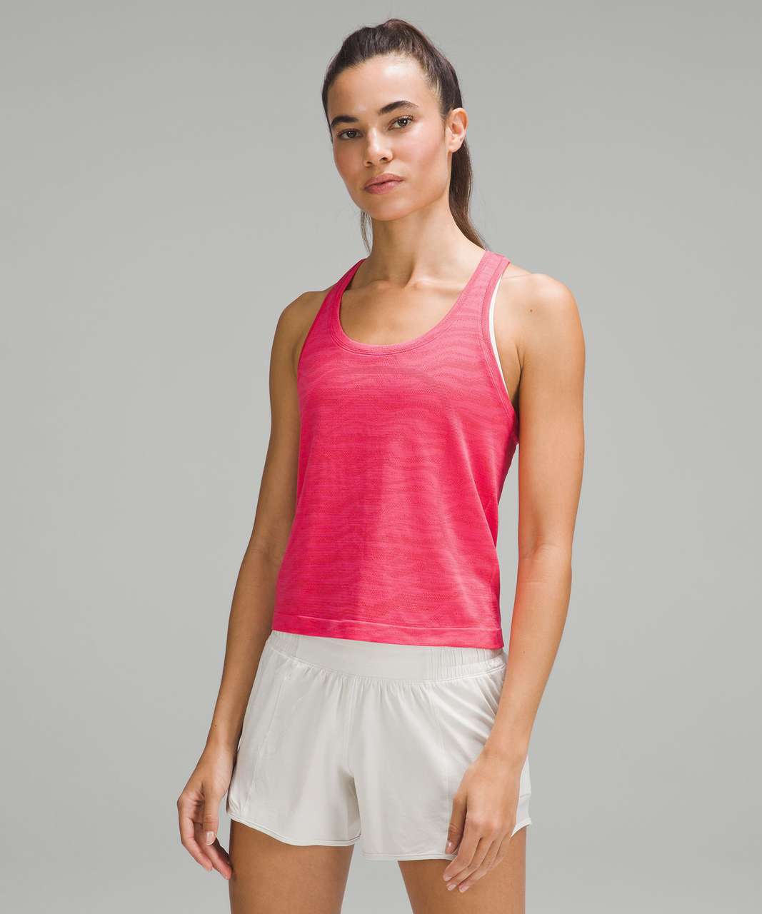 Lululemon Swiftly Tech Racerback Tank Top 2.0 *Race Length - Fluid Wave Lip Gloss / Hot Heat