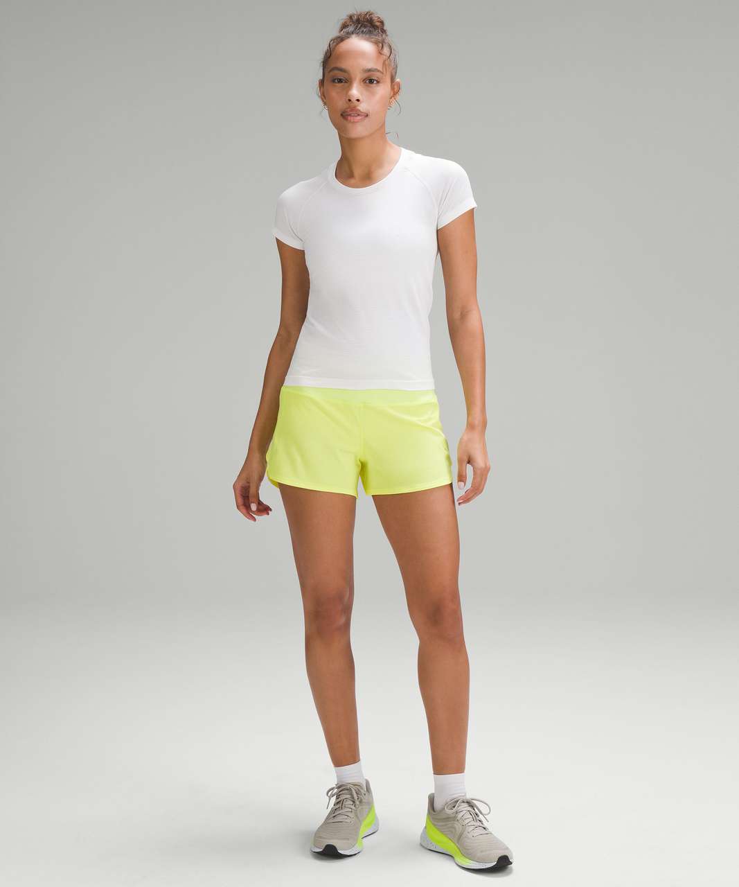 Speed Up Mid-Rise Lined Short 4, Shorts