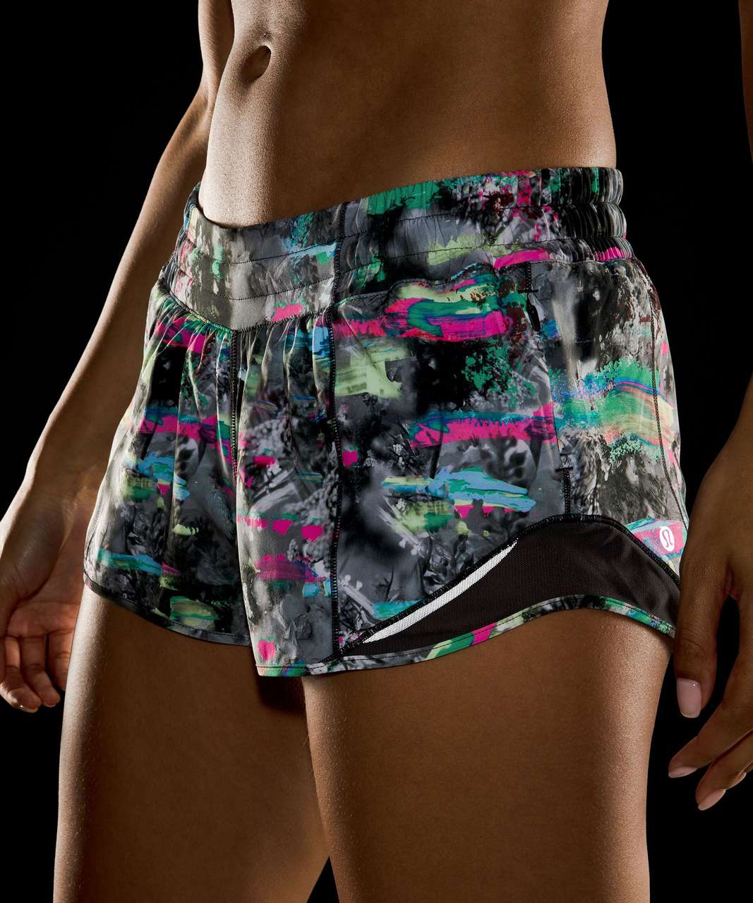 Lululemon Hotty Hot Low-Rise Lined Short 2.5" - Paint Drift Multi / Graphite Grey