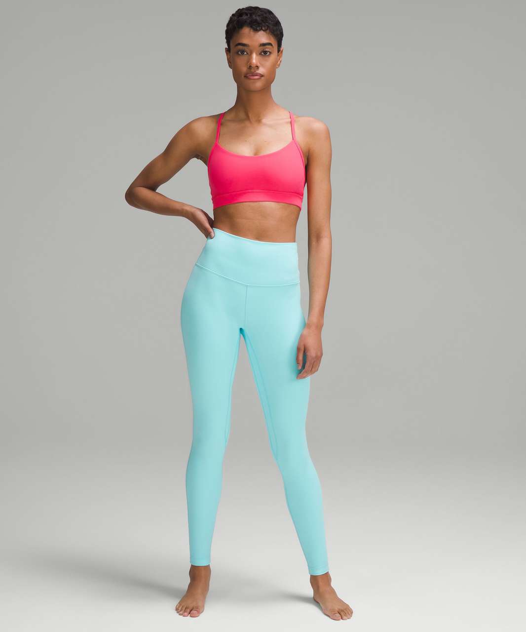 Cyan blue align leggings and asymmetrical bra size 6 in both : r/lululemon