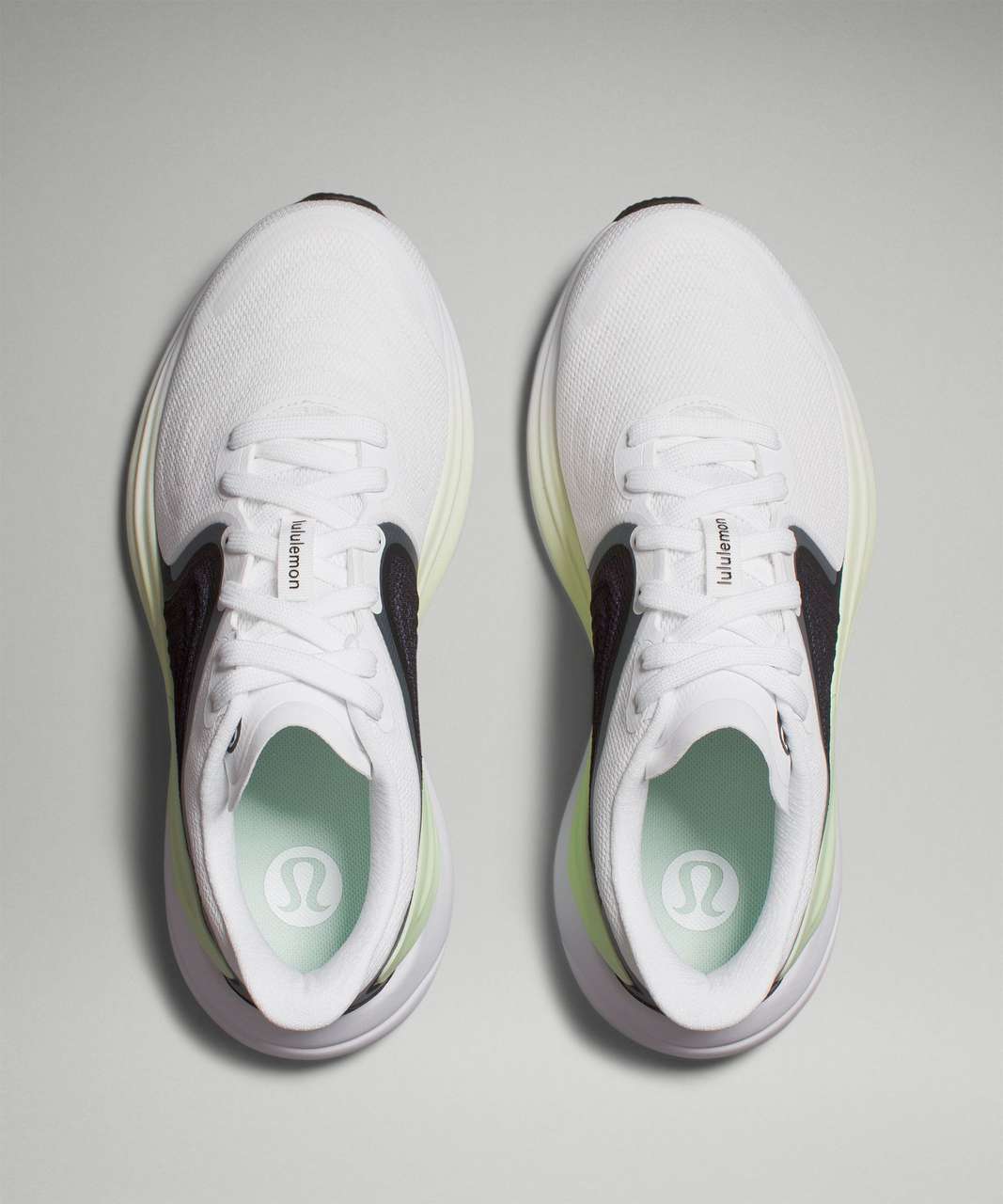 Lululemon Blissfeel Run Training Sneaker Women's Shoe Size 9 Black/ White  W/ Box