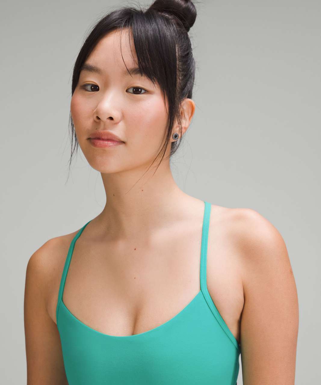 Lululemon Flow Y Bra Nulu *Light Support, A-C Cups - Kelly Green