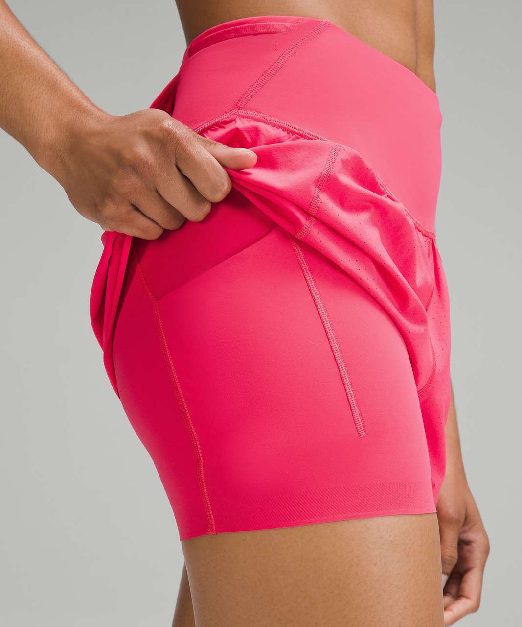 Lululemon Nulux Road to Trail High-Rise Short 4 Lululemon Nulux Road to Trail High-Rise Short 4