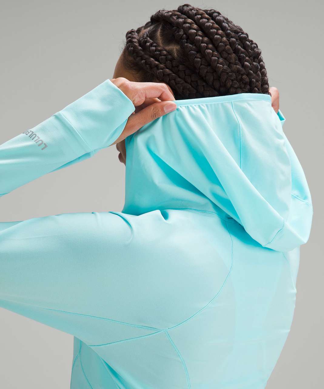 Lululemon Mist Over Windbreaker - Cyan Blue