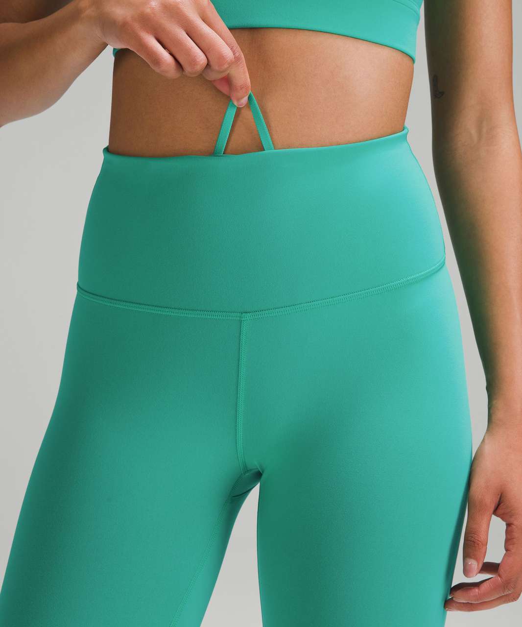 Lululemon kelly green wunder train leggings 💚 #lululemon