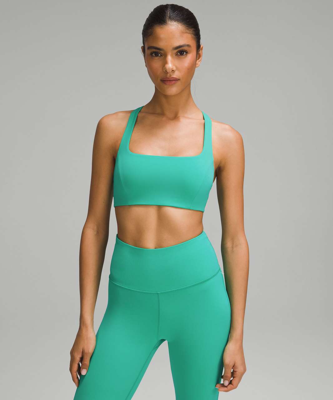 Lululemon SmoothCover Yoga Bra *Light Support, B/C Cup - Kelly Green