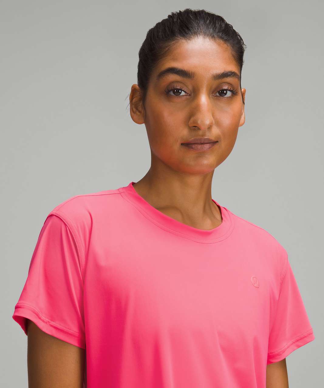 Lululemon Lightweight Tennis Crewneck T-Shirt - Lip Gloss