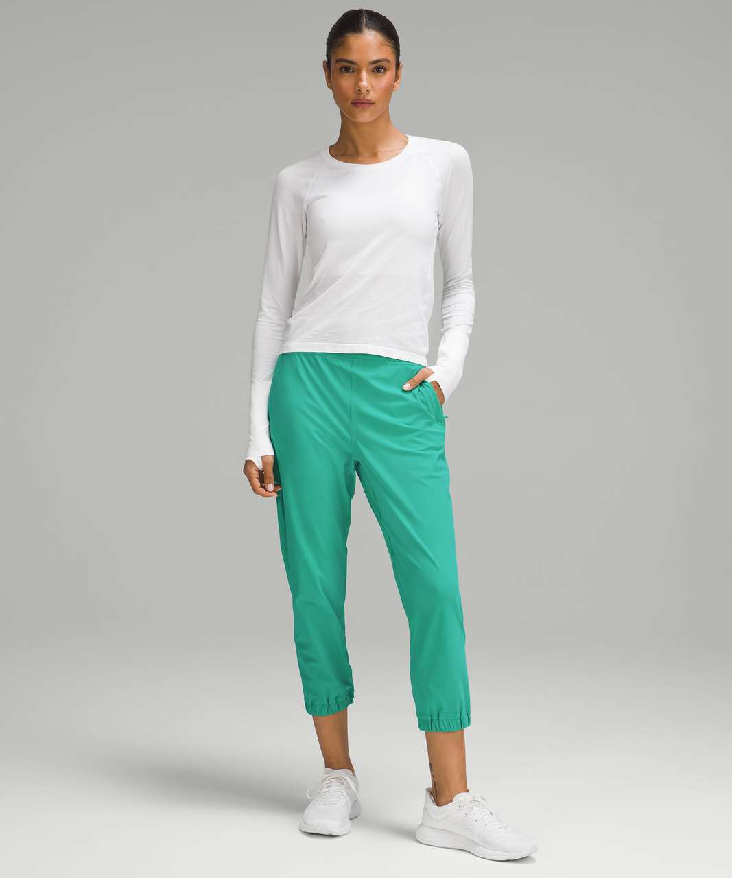 Lululemon Adapted State High-Rise Cropped Jogger - Kelly Green