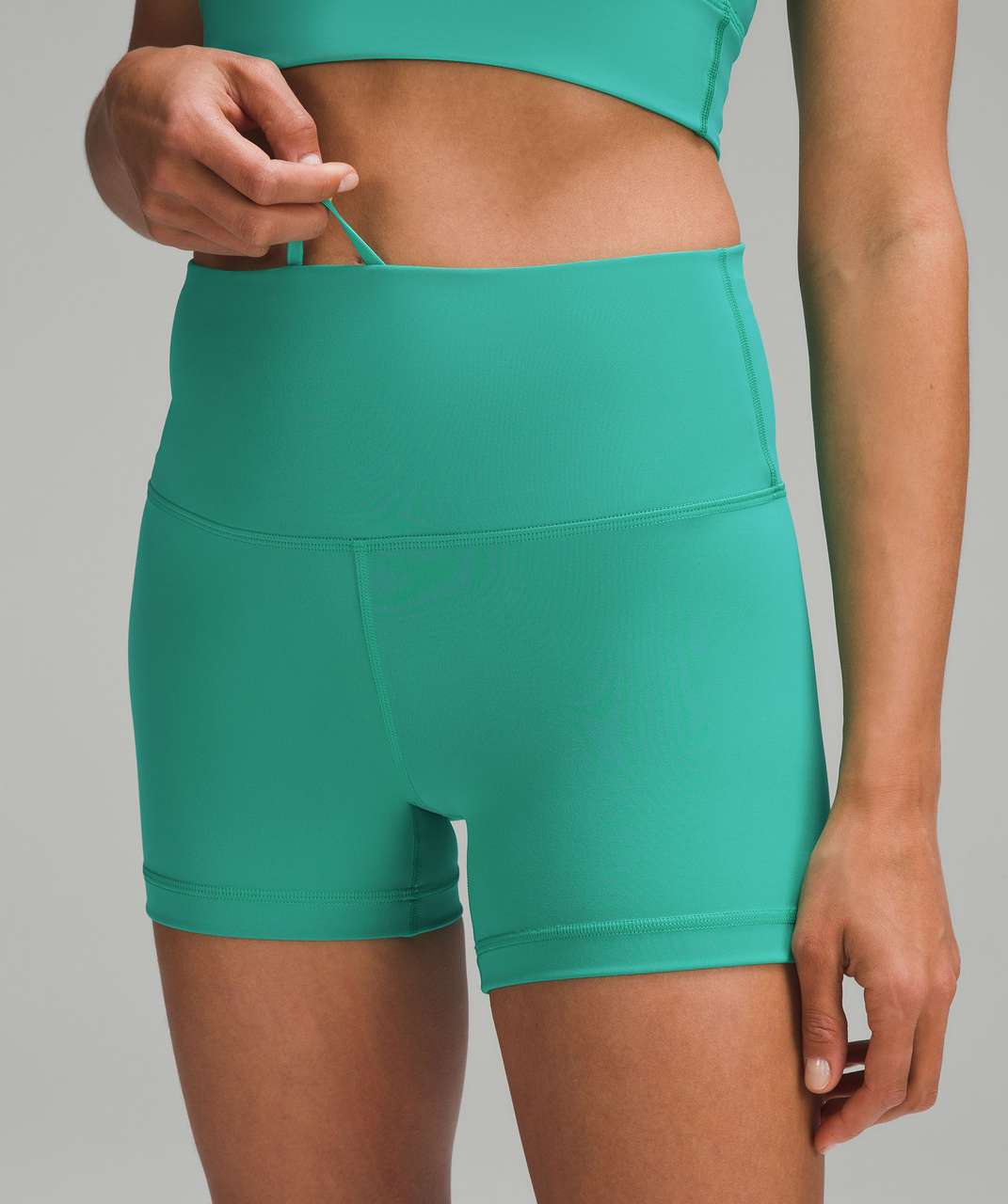 Lululemon Wunder Train High-Rise Short 4 - Kelly Green - lulu fanatics