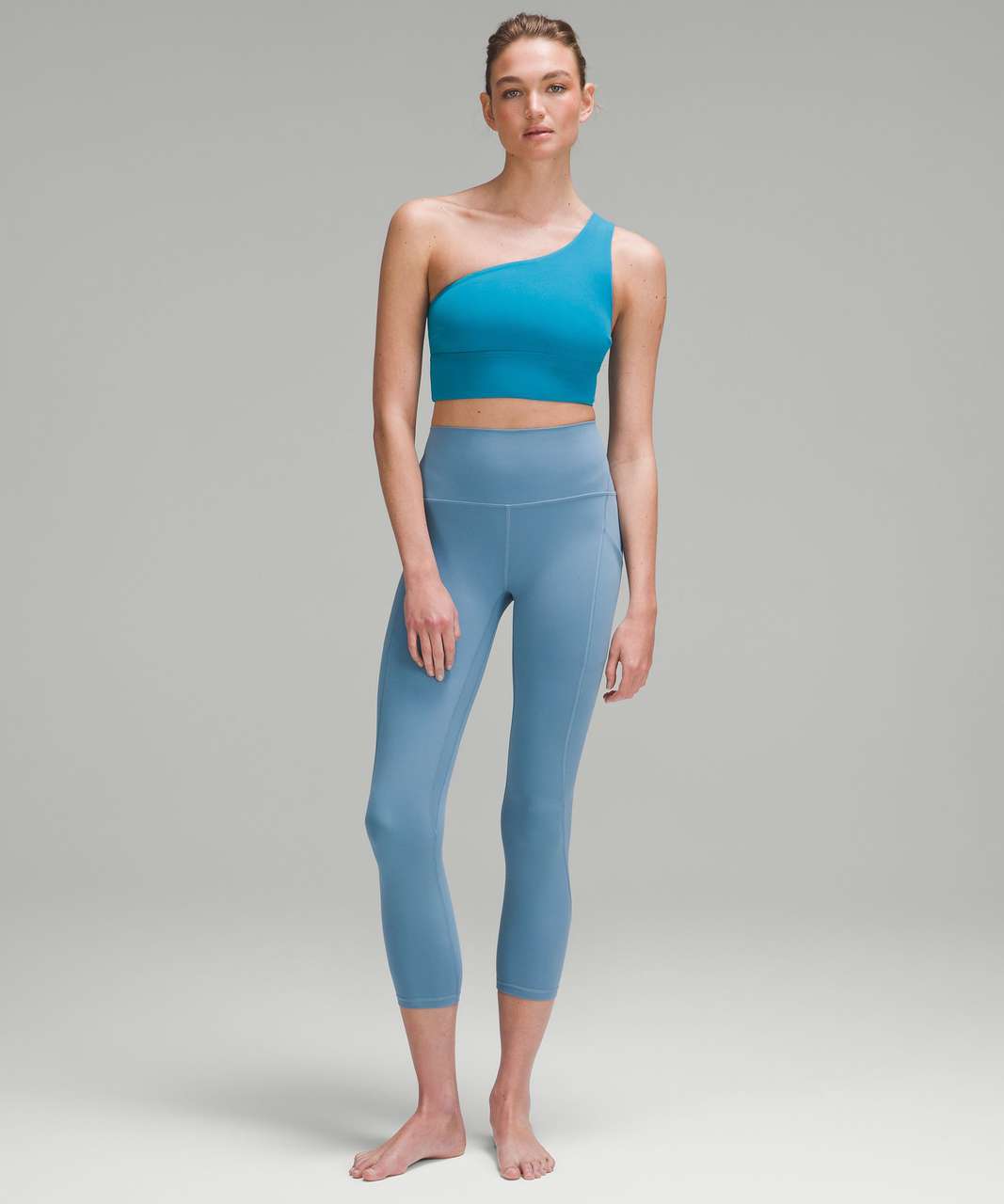 Mixing old & new - ribbed asymmetrical bra (size 6) elixir & petrol blue  aligns (size 4) : r/lululemon