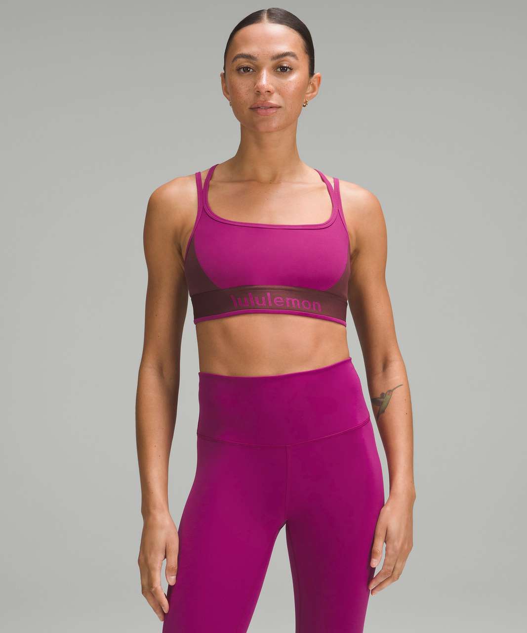 Lululemon Energy Strappy Back Pink Red Sports Bra Size 2