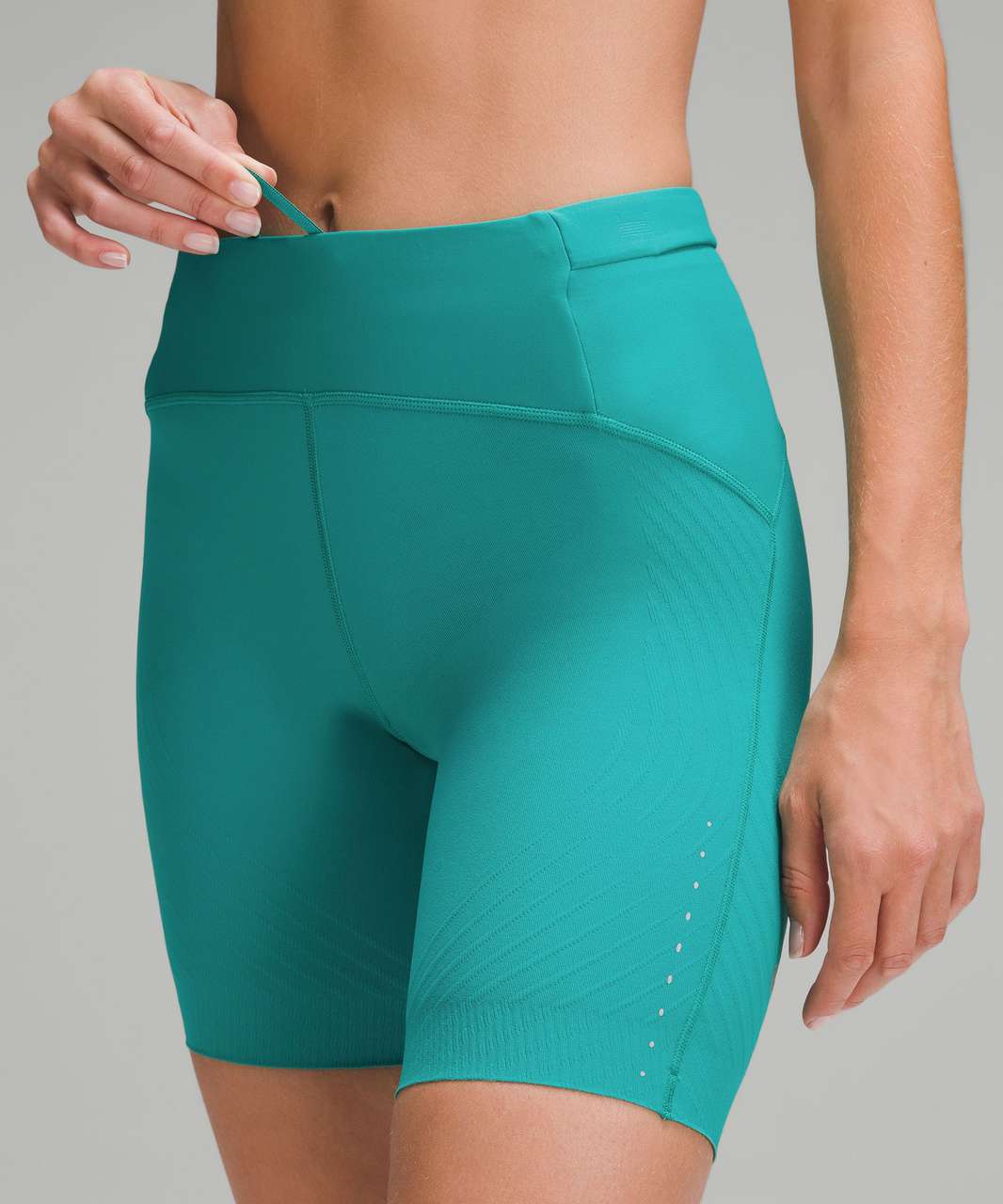 Lululemon SenseKnit Running High-Rise Short 8" - Thermal Green