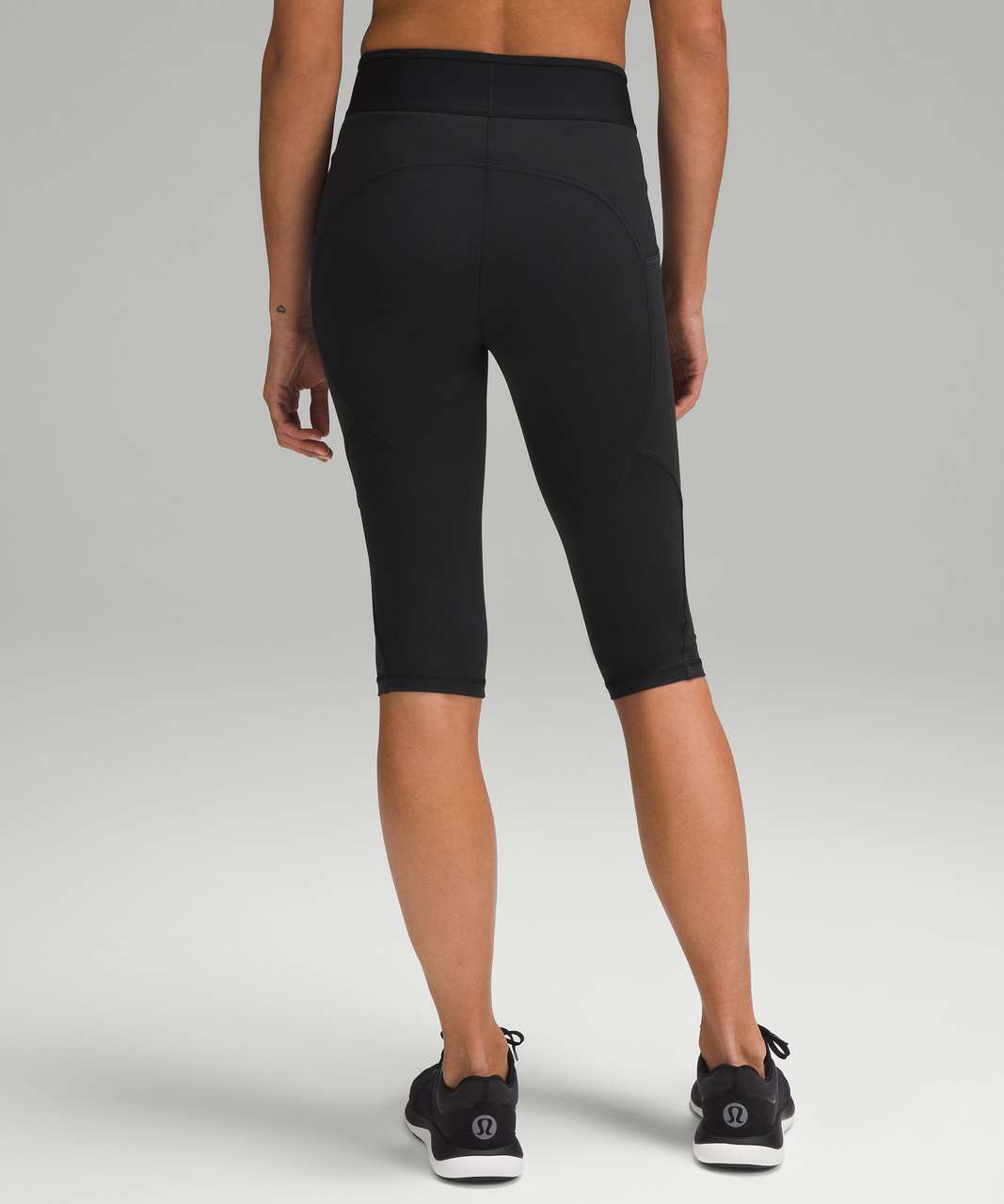 Lululemon Leggings Adult 6 Black Scrunch Cropped Training Athletic