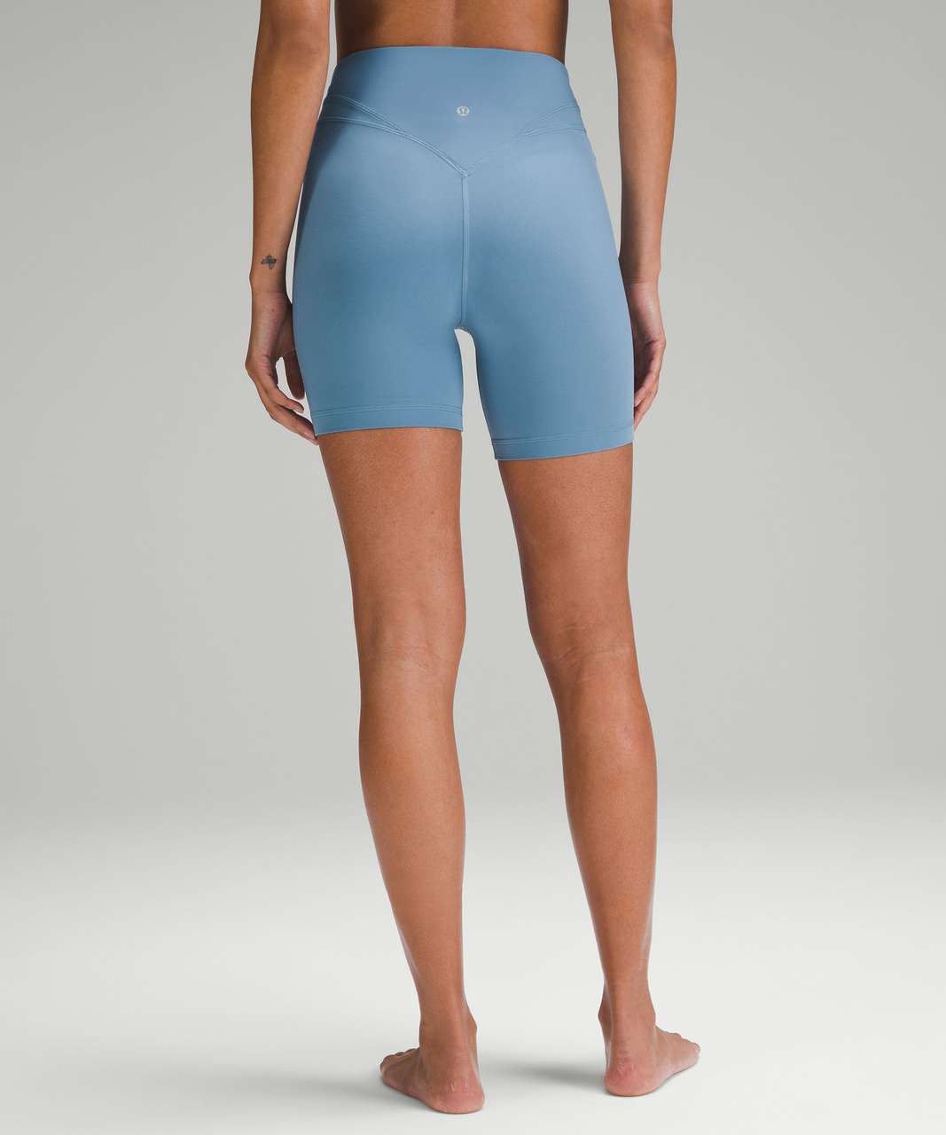 Lululemon align 6' short tights size 8 Blue, Women's Fashion, Bottoms,  Shorts on Carousell