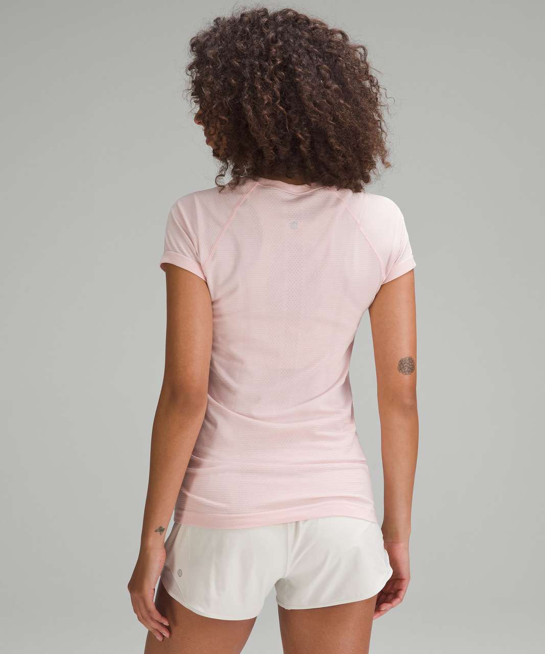 LULULEMON Wide Sleeve Gathered Hem T-Shirt - FUSP (Flush Pink) (as1,  Numeric, Numeric_10, Regular, Regular) at  Women's Clothing store