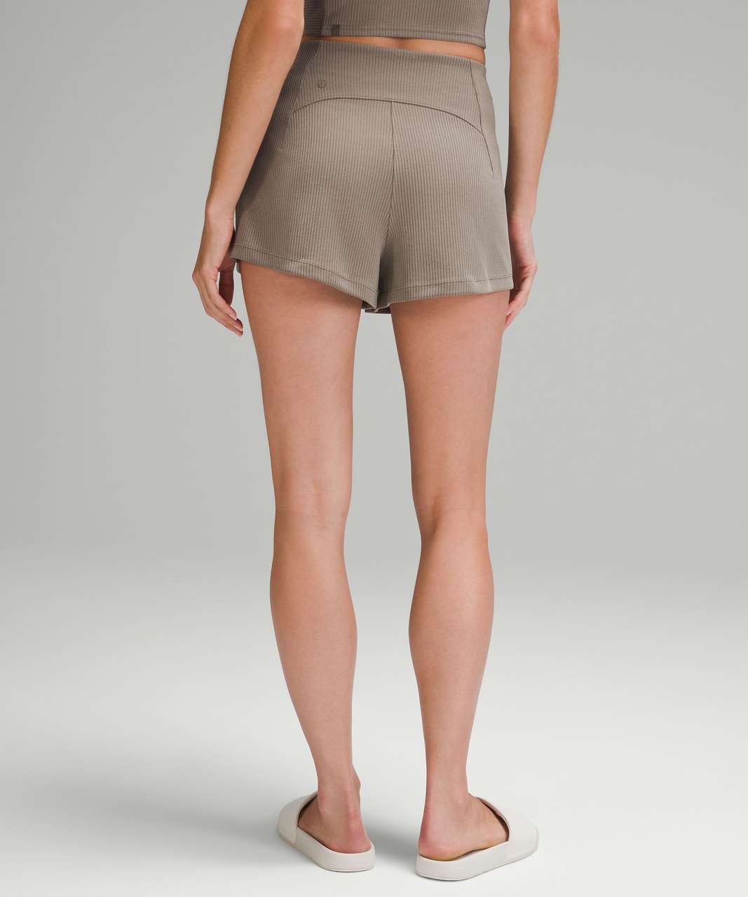 Lululemon Ribbed Softstreme High-Rise Short 2" - Nomad