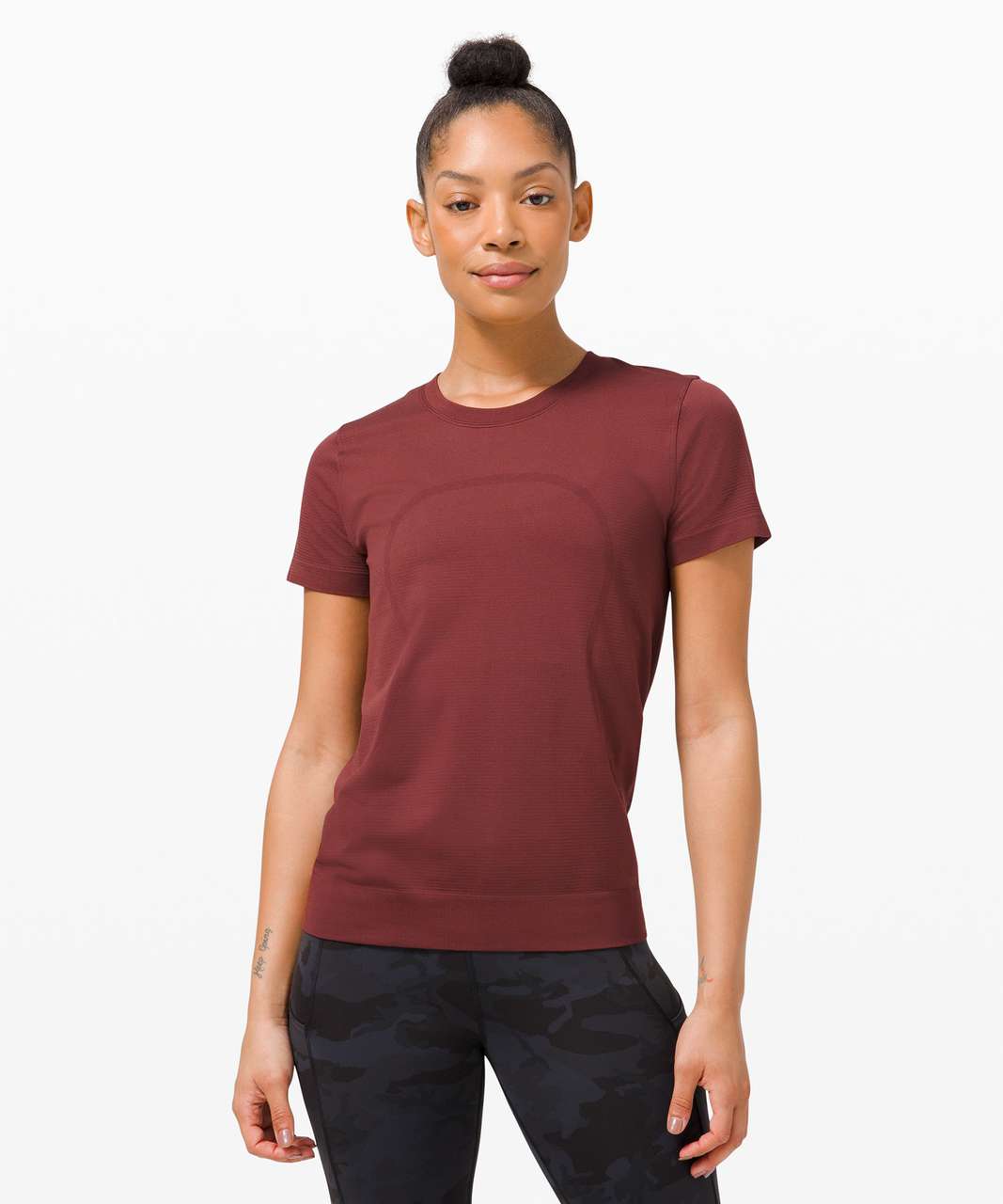 Lululemon Swiftly Relaxed-Fit Short Sleeve T-Shirt - Savannah / Savannah