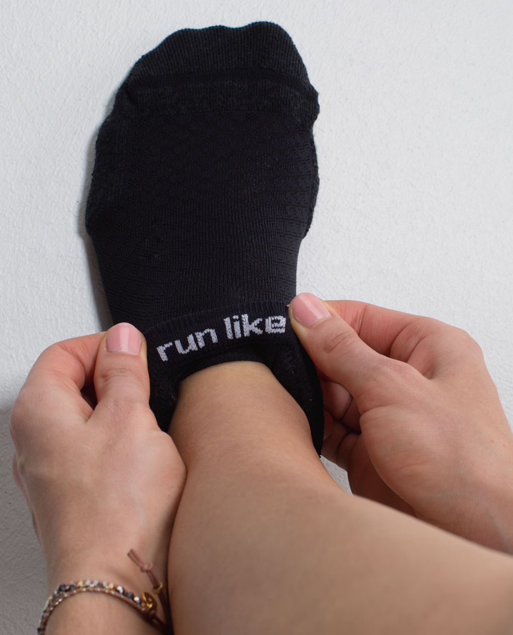 Lululemon Women's Ultimate Padded Run Sock - Black