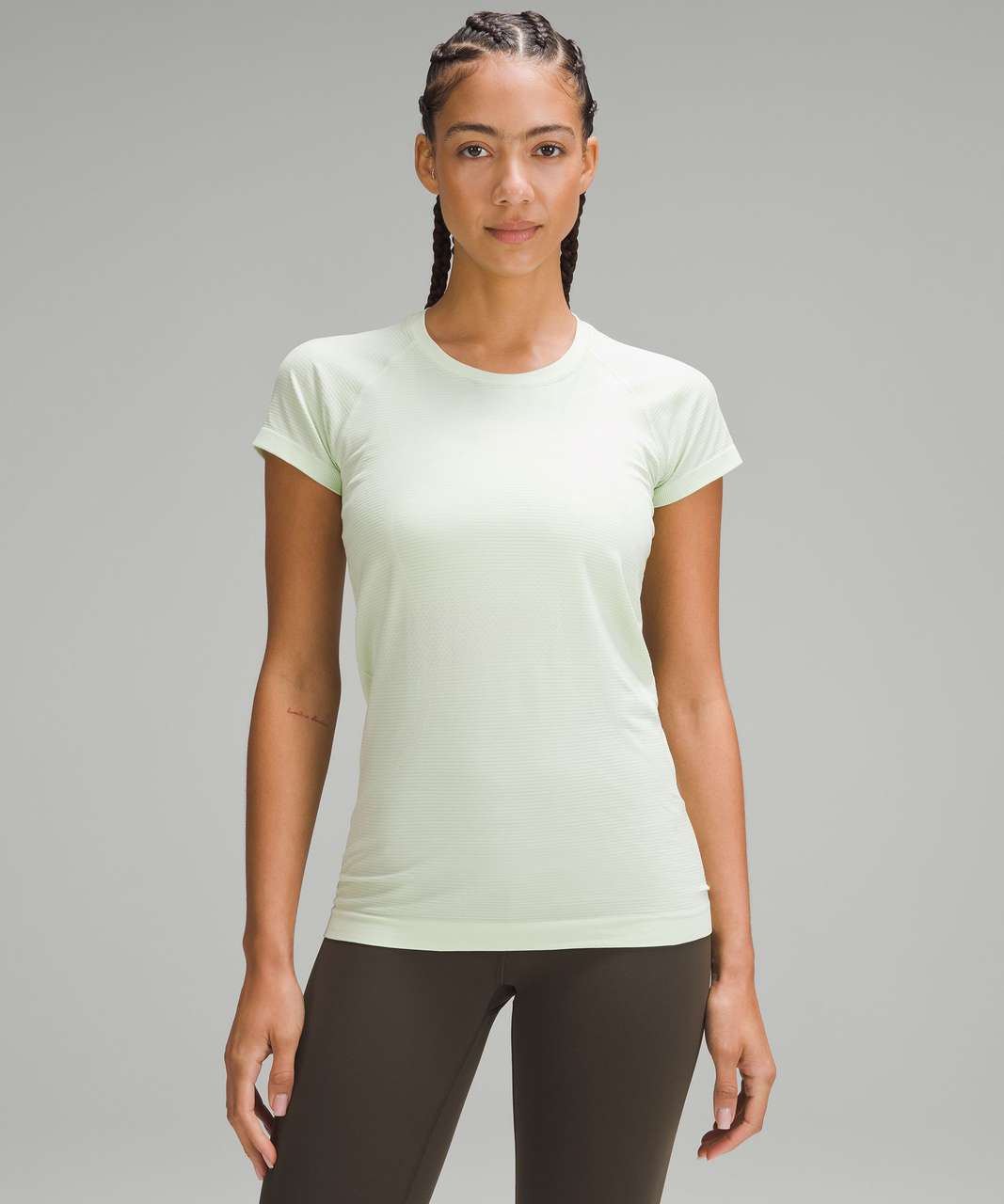 Lululemon Swiftly Tech Short-Sleeve Shirt 2.0 - Kohlrabi Green / Kohlrabi  Green - lulu fanatics