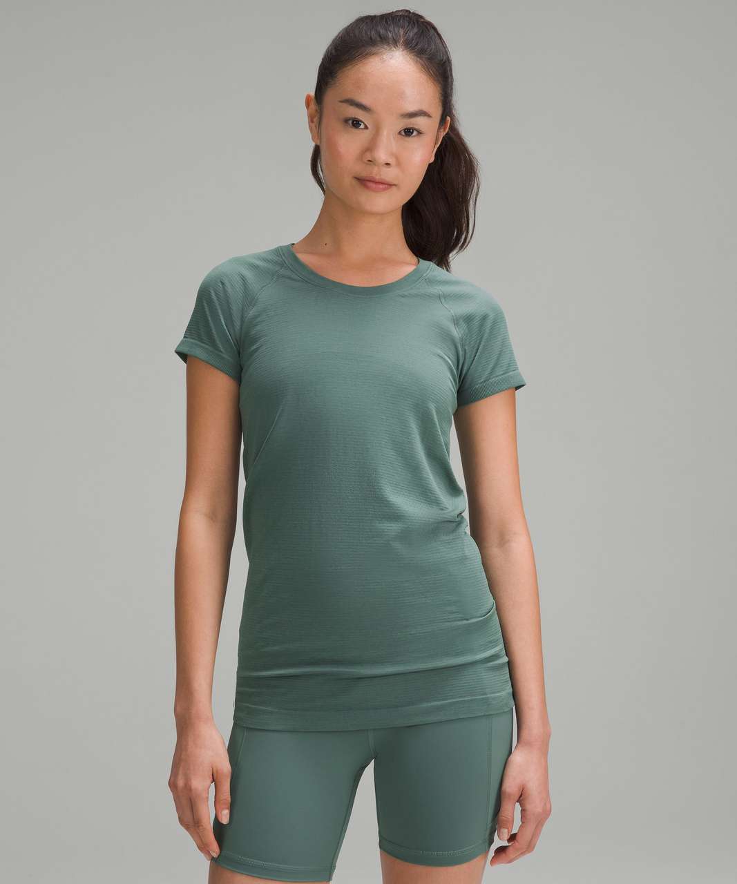 Lululemon Swiftly Tech Short-Sleeve Shirt 2.0 - Medium Forest / Medium Forest