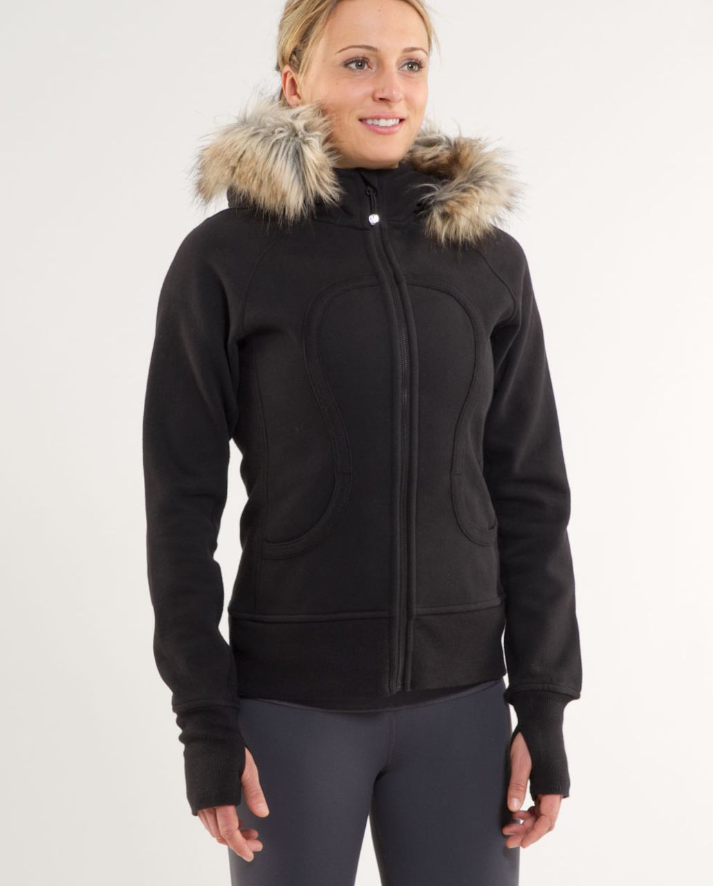 Lululemon Scuba Hoodie *Fur Hood - Black