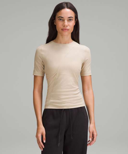 Lululemon Women's Soft Stretch Slant Asymmetrical Hem Long Sleeve Shirt  Black