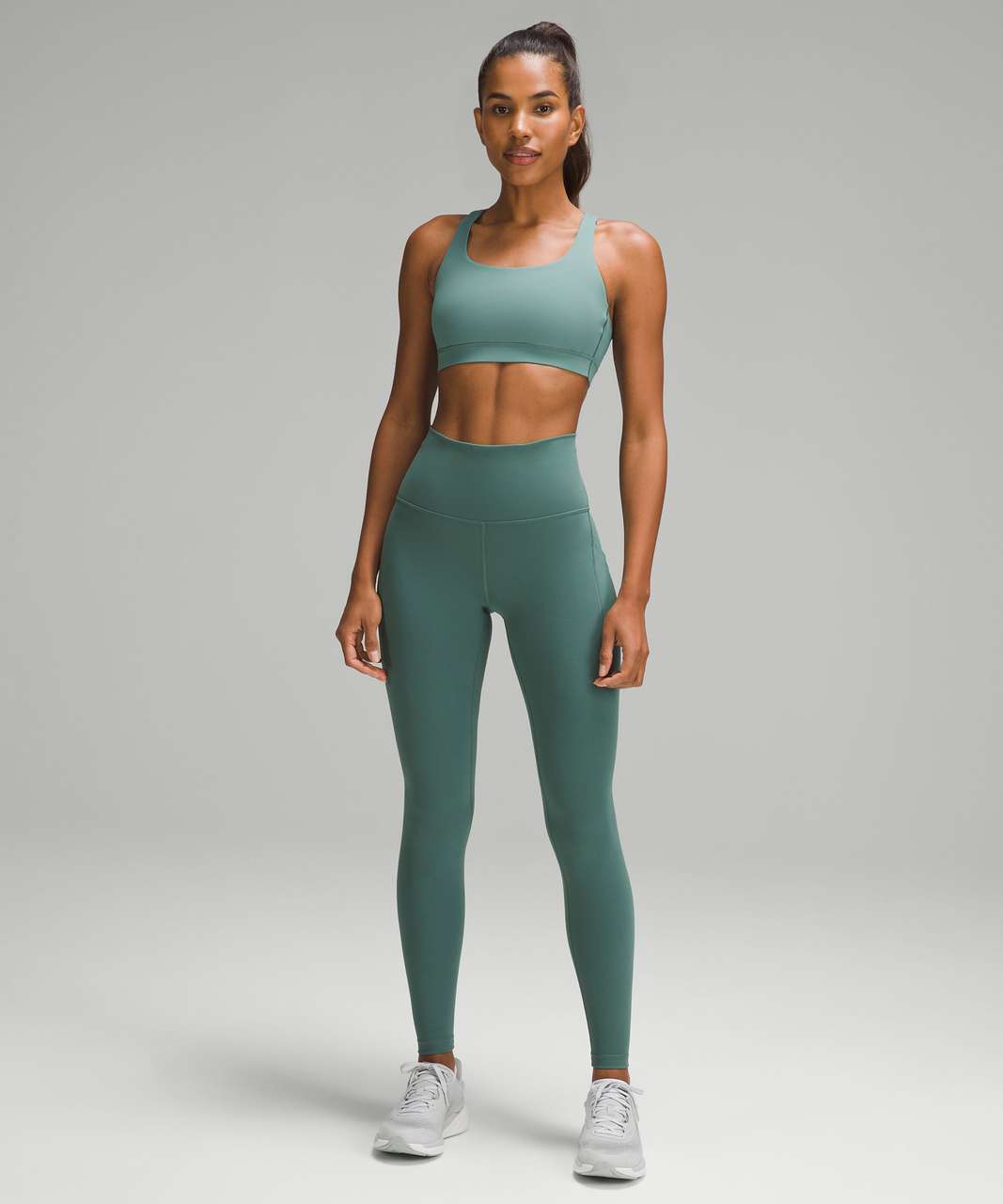 https://storage.googleapis.com/lulu-fanatics/product/85957/1280/lululemon-lululemon-energy-bra-medium-support-b-d-cups-medium-forest-026839-456032.jpg