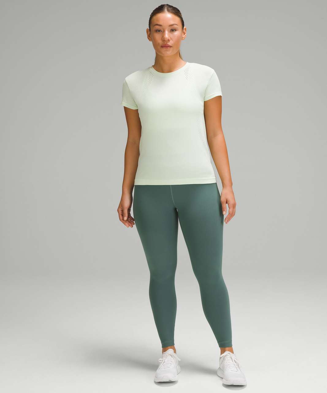 Lululemon Wunder Train HR Tight 25 Contour Fit Size 4 Pomegranate POME  51391