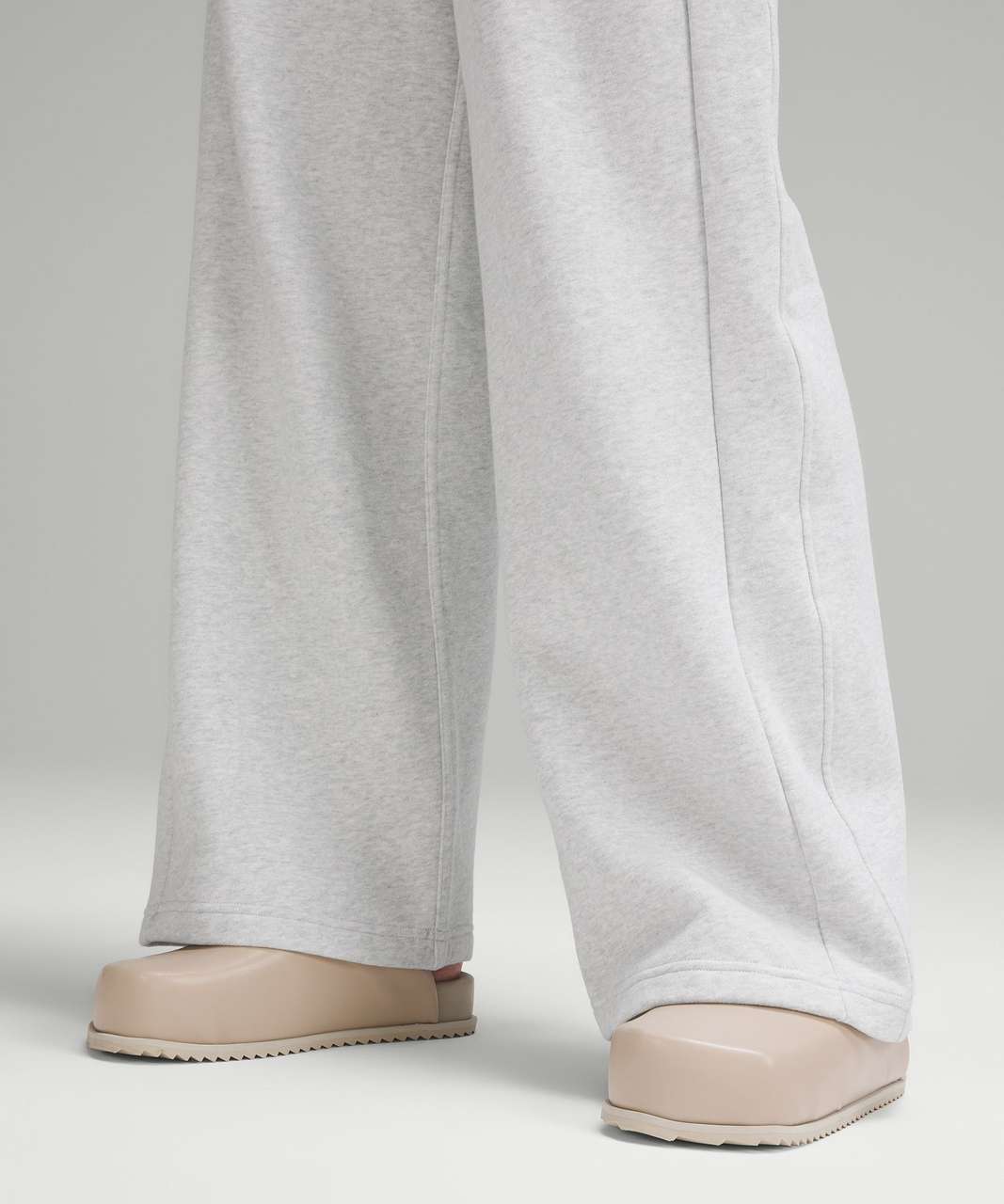 Lululemon Scuba Mid-Rise Wide-Leg Pant *Full Length - Heathered Core Ultra Light Grey