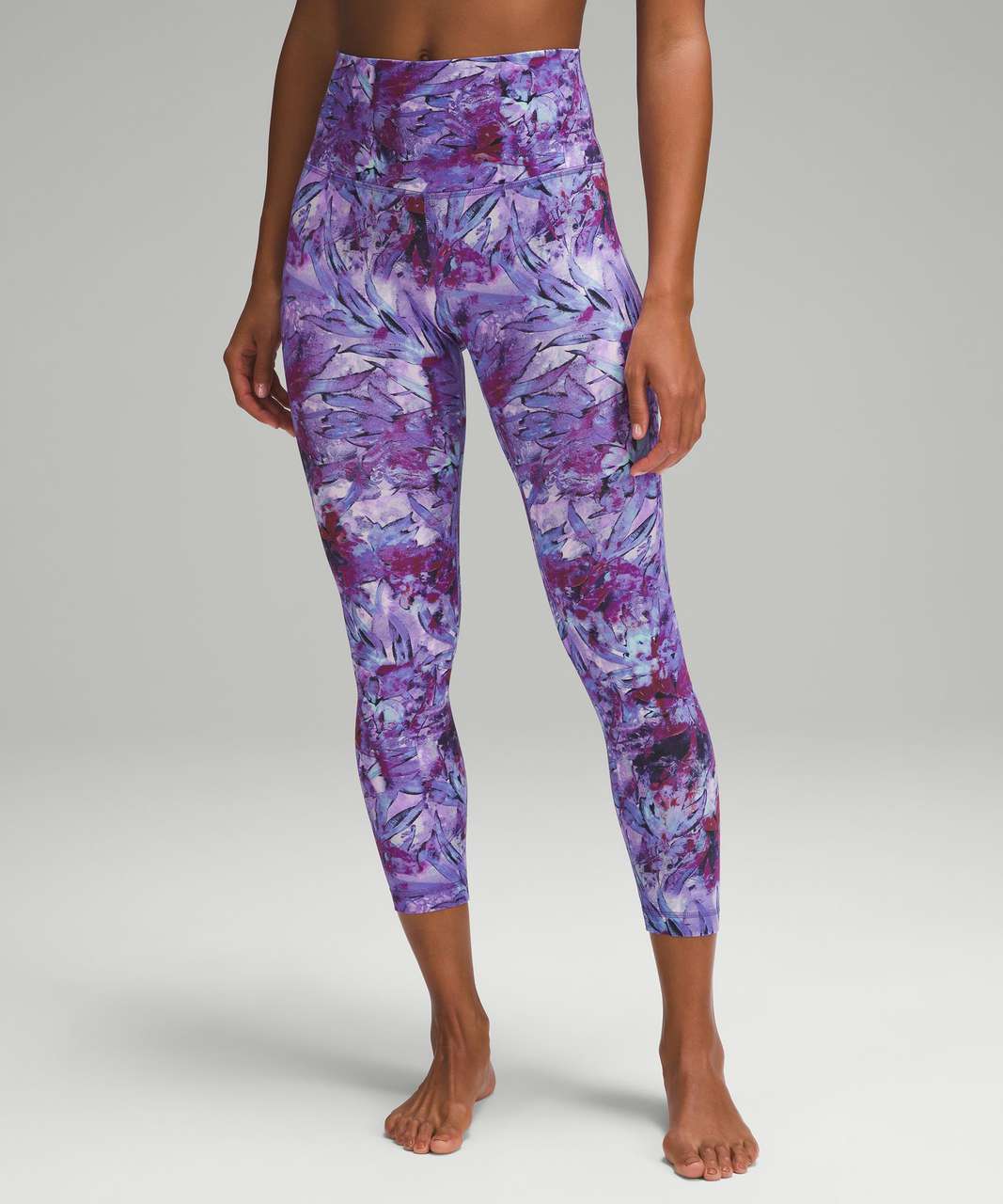 lululemon Purple/Green Floral Leggings - Hers 10 – SproutzUturn